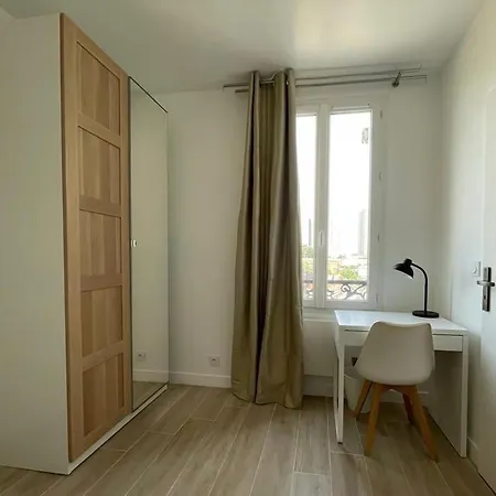Moderne شقة أوبارفيلييه
